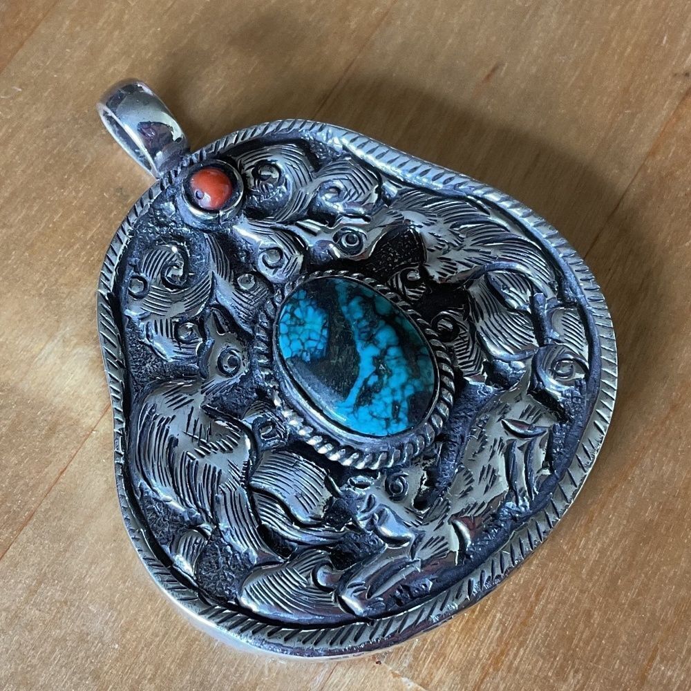 VINTAGE STERLING SILVER 925 TURQUOISE/RED CORAL RARE BIRD DESIGN LARGE PENDANT